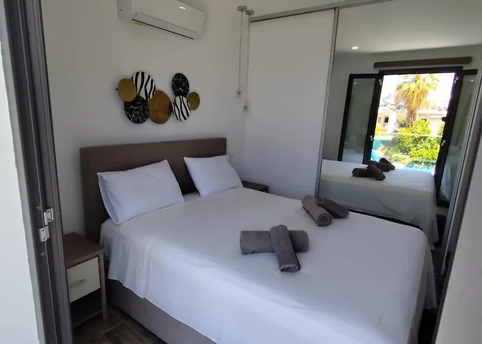 Kato Paphos 1Br Near Paphos Harbour/Beach/Sea