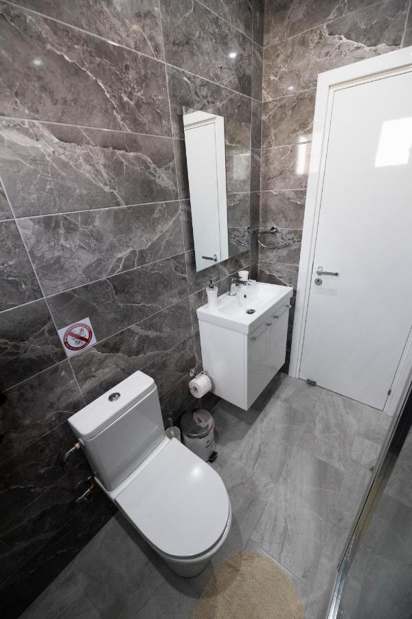 Kato 1br Near Harbour/beach/sea * Πάφος